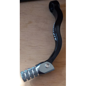 GEARSHIFT LEVERS